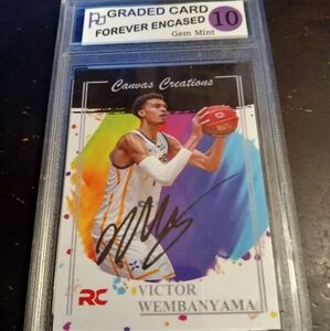 Victor Wembanyama Canvas Creations Rookie Limited  1 of 250 auto facsimile Mint